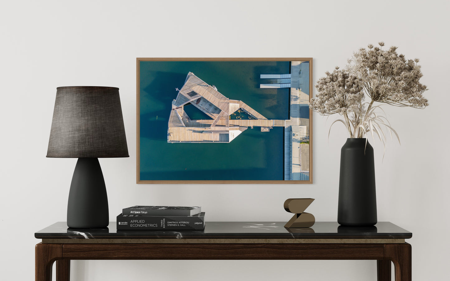 Landskabsbillede af kajakøen i Vejle. Dronebillede af landskab, natur og arkitektur trykt som plakat eller på lærred til hjemmet.