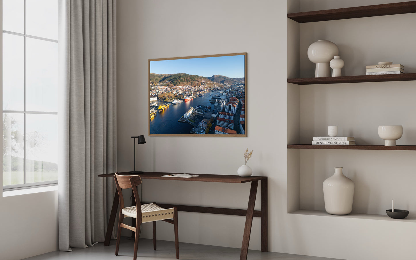 landskabsbillede taget udover Ålesund i Norge. Dronebillede af landskab, natur og arkitektur trykt som plakat eller på fotolærred til hjemmet.