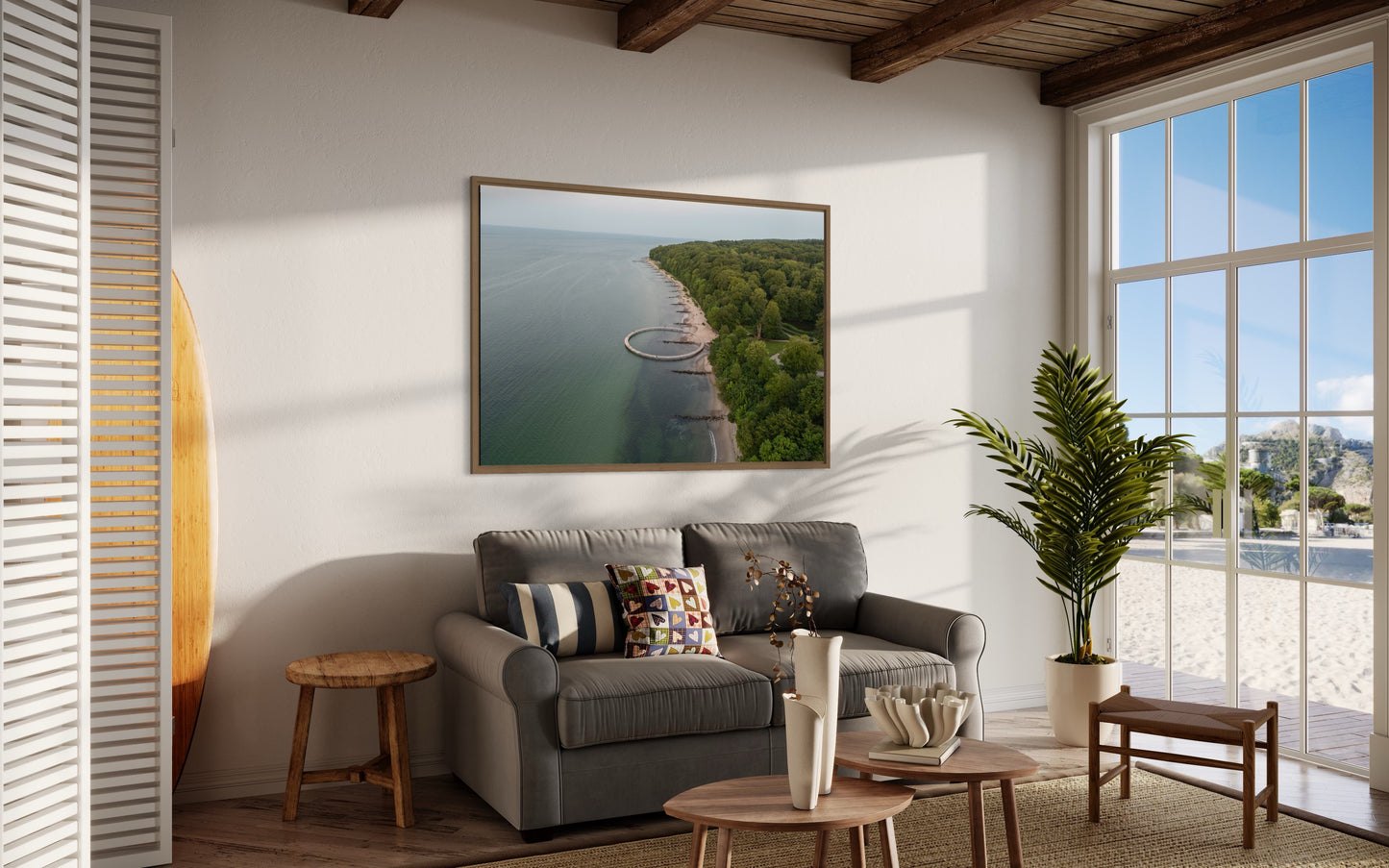 landskabsbillede fra Marselisborgskoven og den uendelige bro. Dronebillede af landskab, natur og arkitektur trykt som plakat eller på fotolærred til hjemmet.