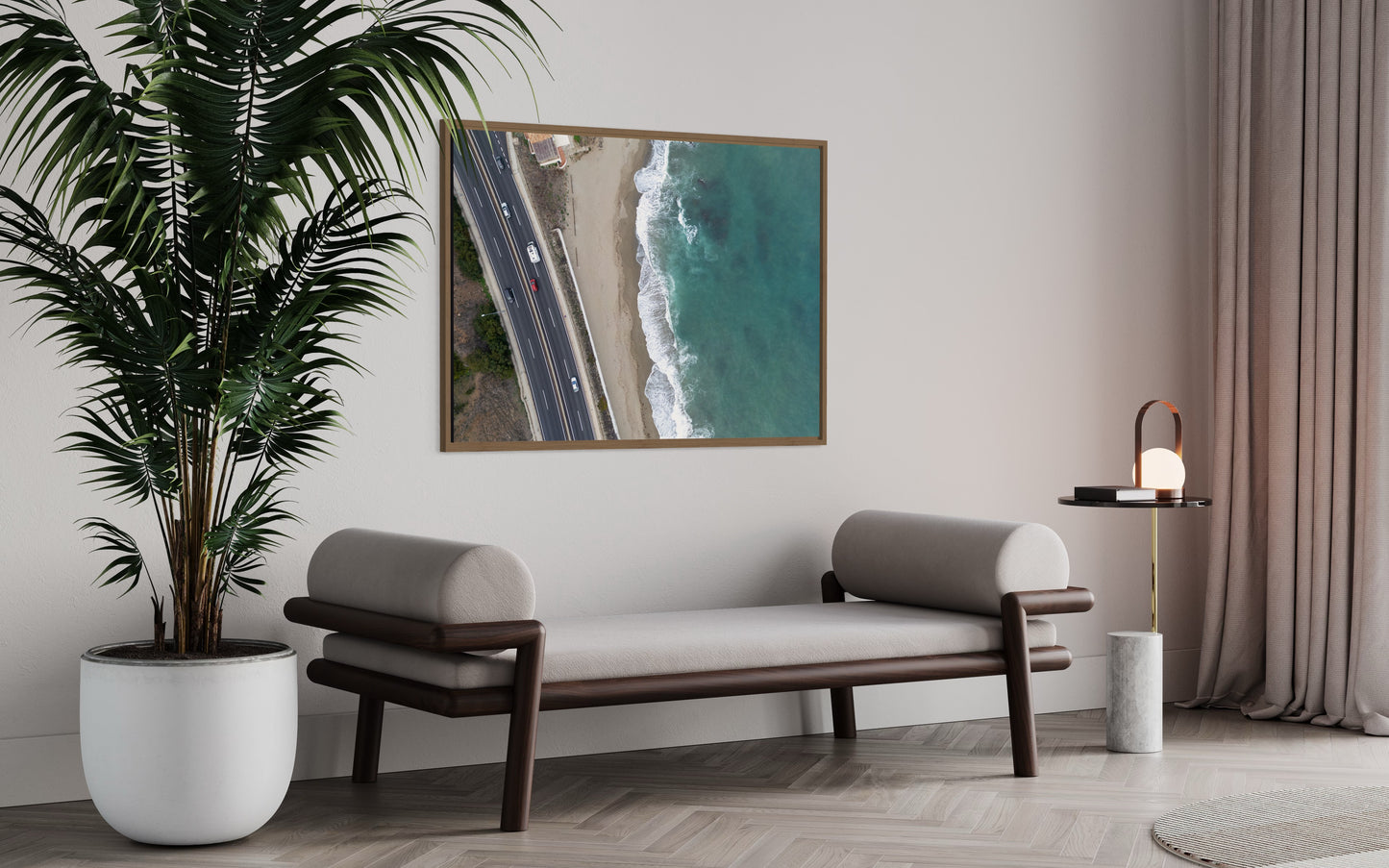 Landskabsbillede fra kysten ved Fuengirola i Spanien set fra oven. Dronebillede af landskab, natur og arkitektur trykt som plakat eller på lærred til hjemmet