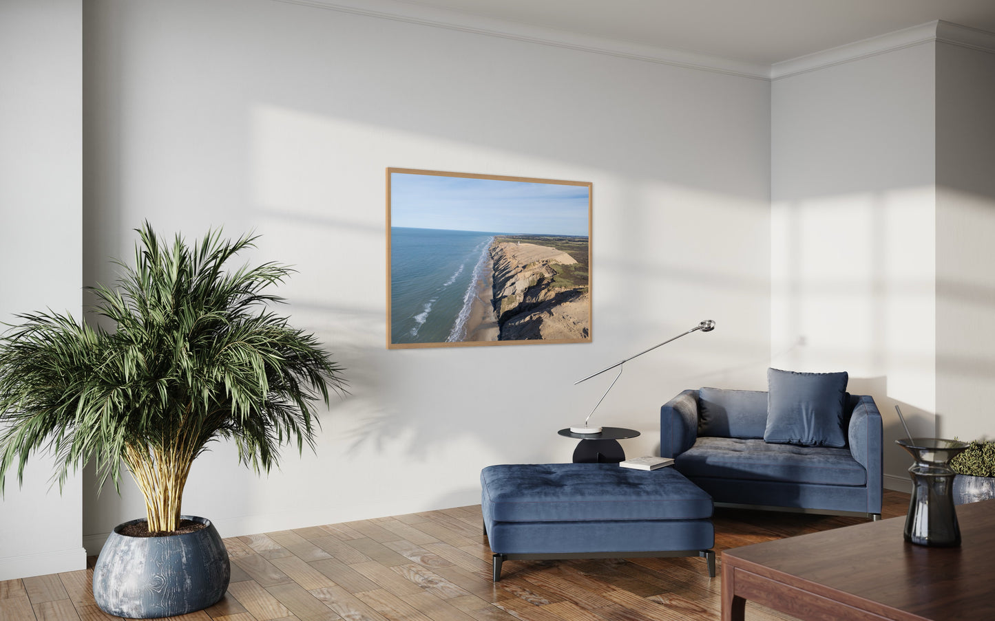 Landskabsbillede fra Rubjerg Knude ved Lønstrup i Nordjylland. Dronebillede af landskab, natur og arkitektur trykt som plakat eller på fotolærred til hjemmet