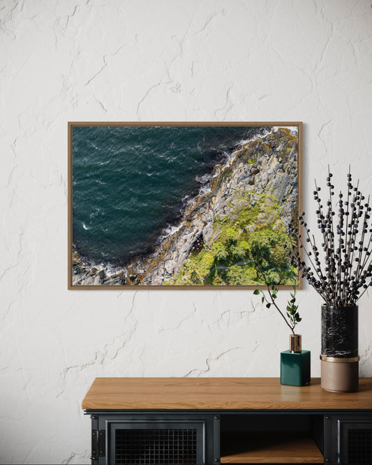 landskabsbillede fra kysten ved Stavanger Dronebillede af landskab, natur og arkitektur trykt som plakat eller på fotolærred til hjemmet.