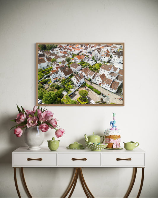 landskabsbillede fra den gamle by i Stavanger. Dronebillede af landskab, natur og arkitektur trykt som plakat eller på fotolærred til hjemmet. 